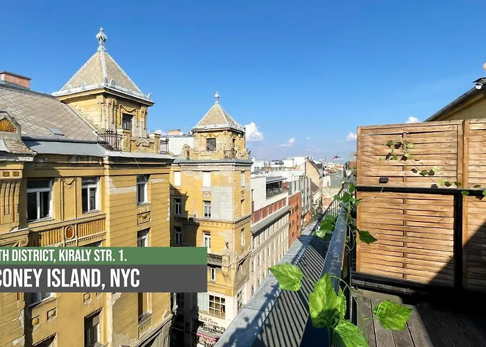 Little Americas New York Rooftop Terrace Budapest