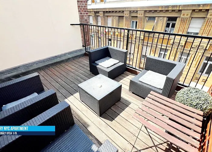 Little Americas New York Rooftop Terrace